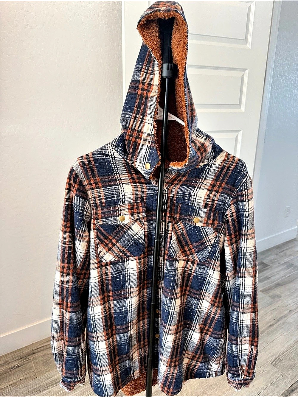 Men's Plaid Sherpa-Lined Hooded Jacket
